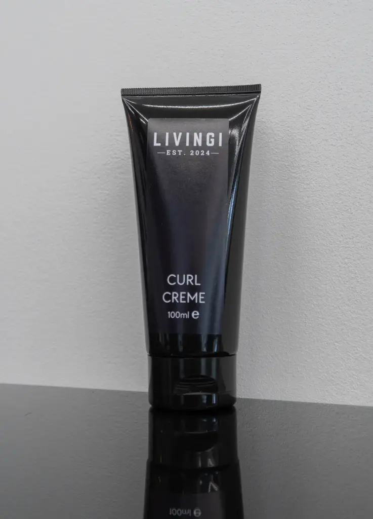 Curling cream livingi barber ommen